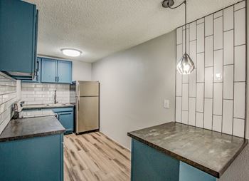 Fusion las vegas - custom tiled backsplash